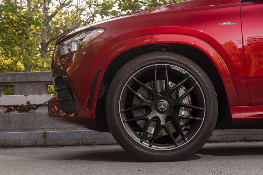 Колеса Mercedes-AMG GLE53 4Matic+ Coupe (C167) 2020 года  (NA) (фото 36 из 40)